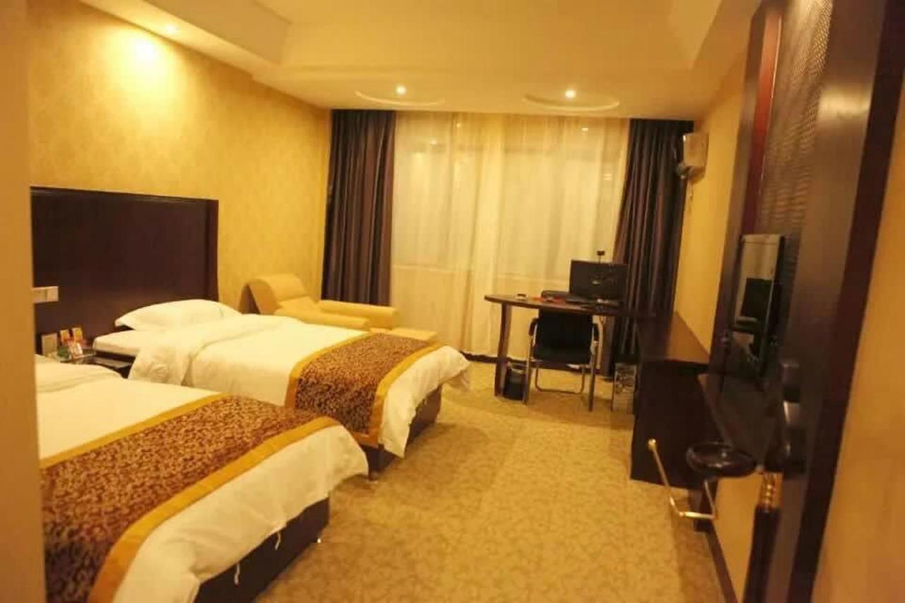 Yifeng Hotel Jiujiang  Екстер'єр фото